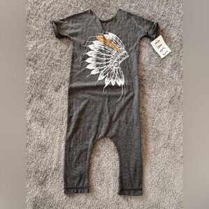 🌶️ NWT Rags Gray Feather Print Kids One Piece. Size 2T